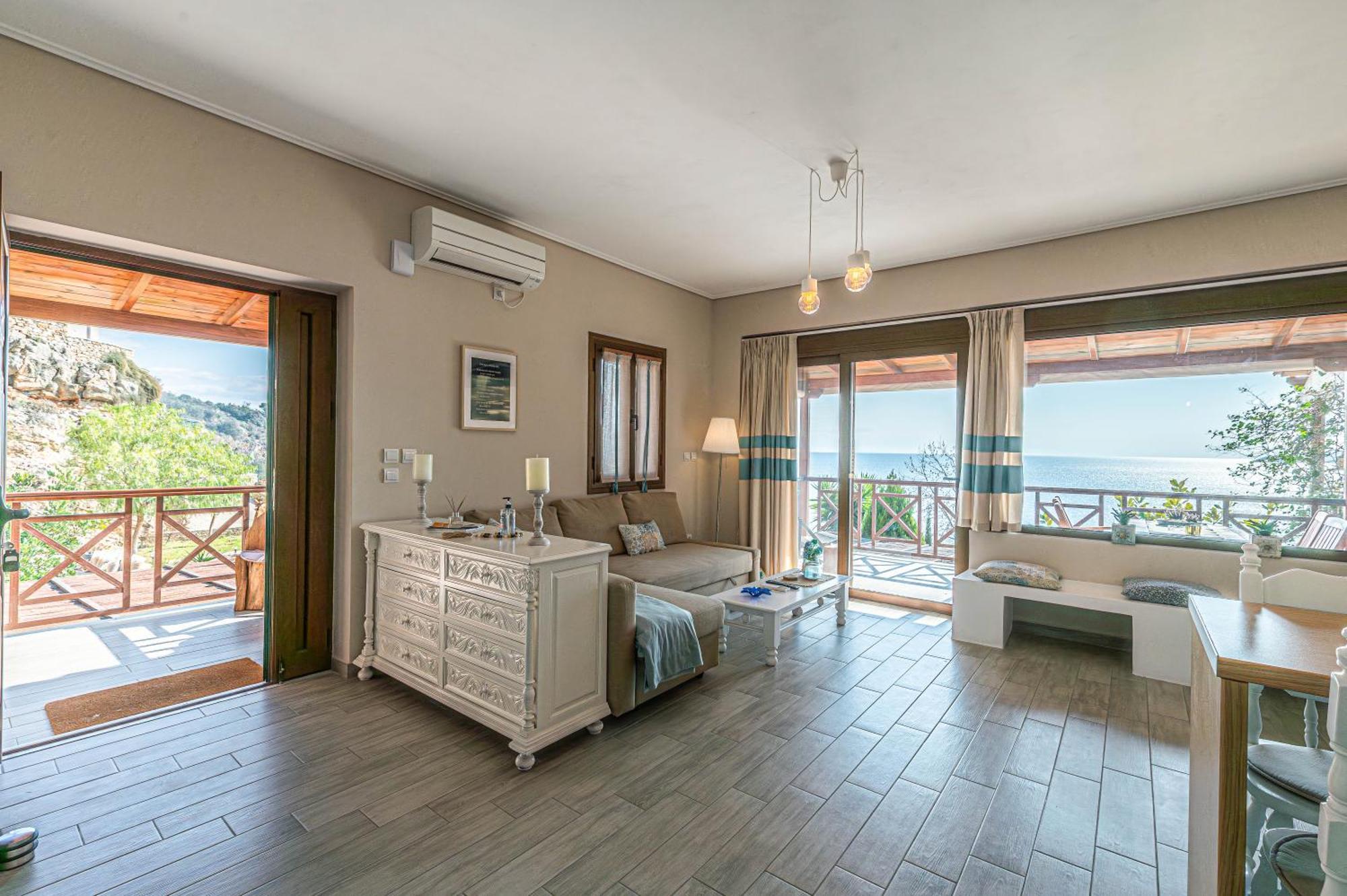 Paralio Astros Beachfront Suite Xiropigado Exterior foto